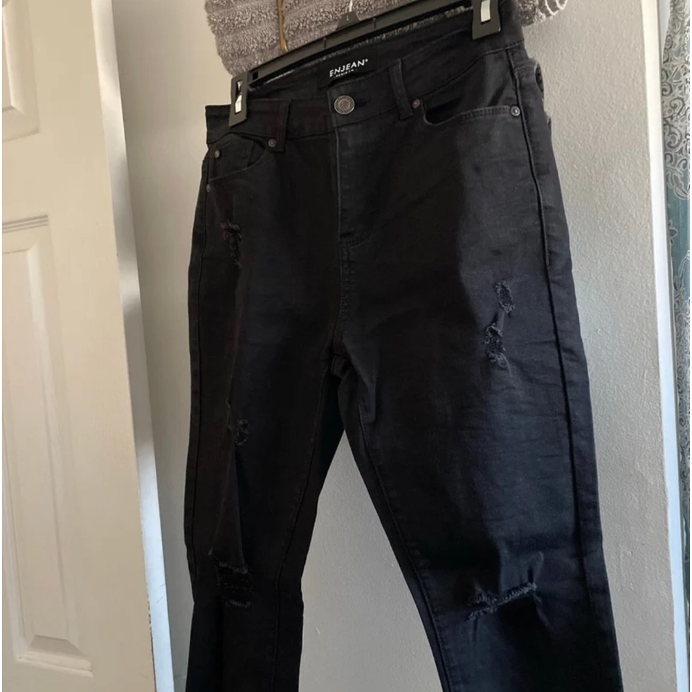 Black Distressed Skinny Jeans Size 7